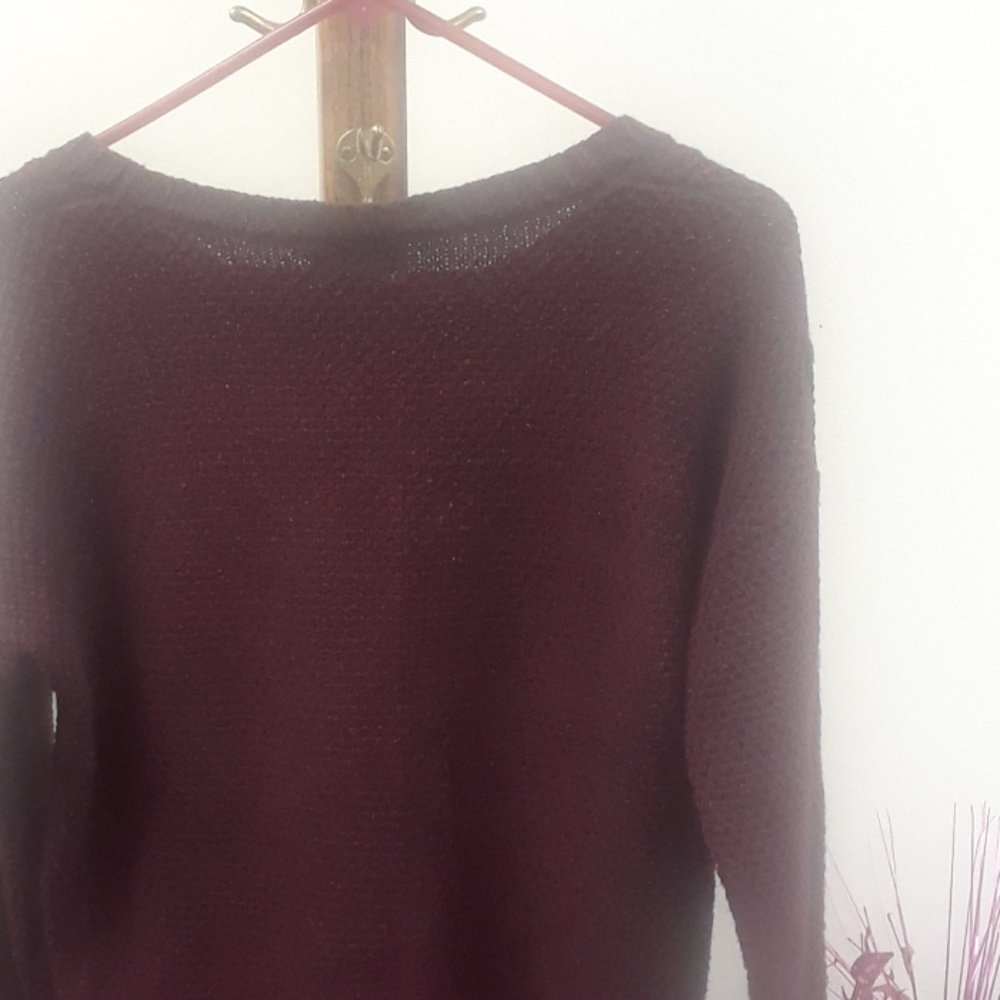Sweater - Picture 4 of 4